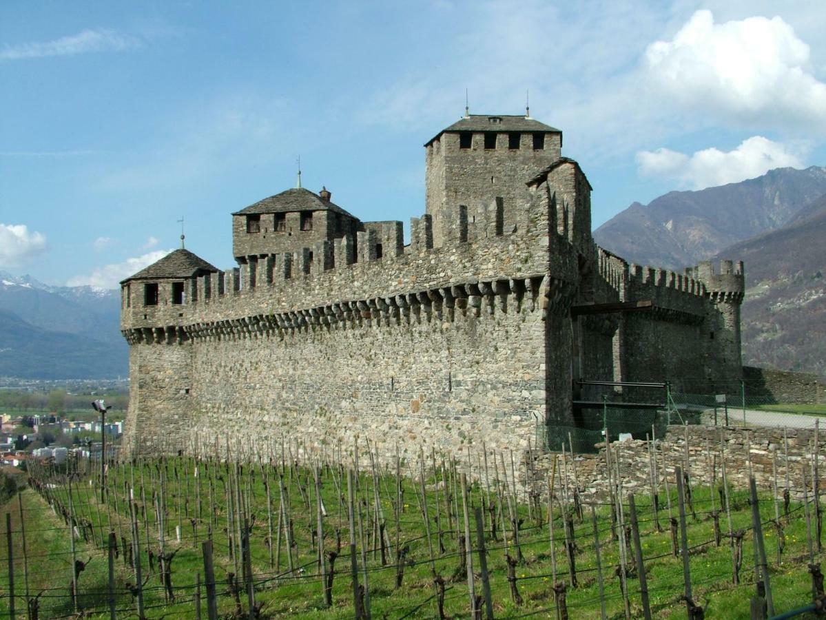 Bellinzona Piazza Collegiata Διαμέρισμα Εξωτερικό φωτογραφία