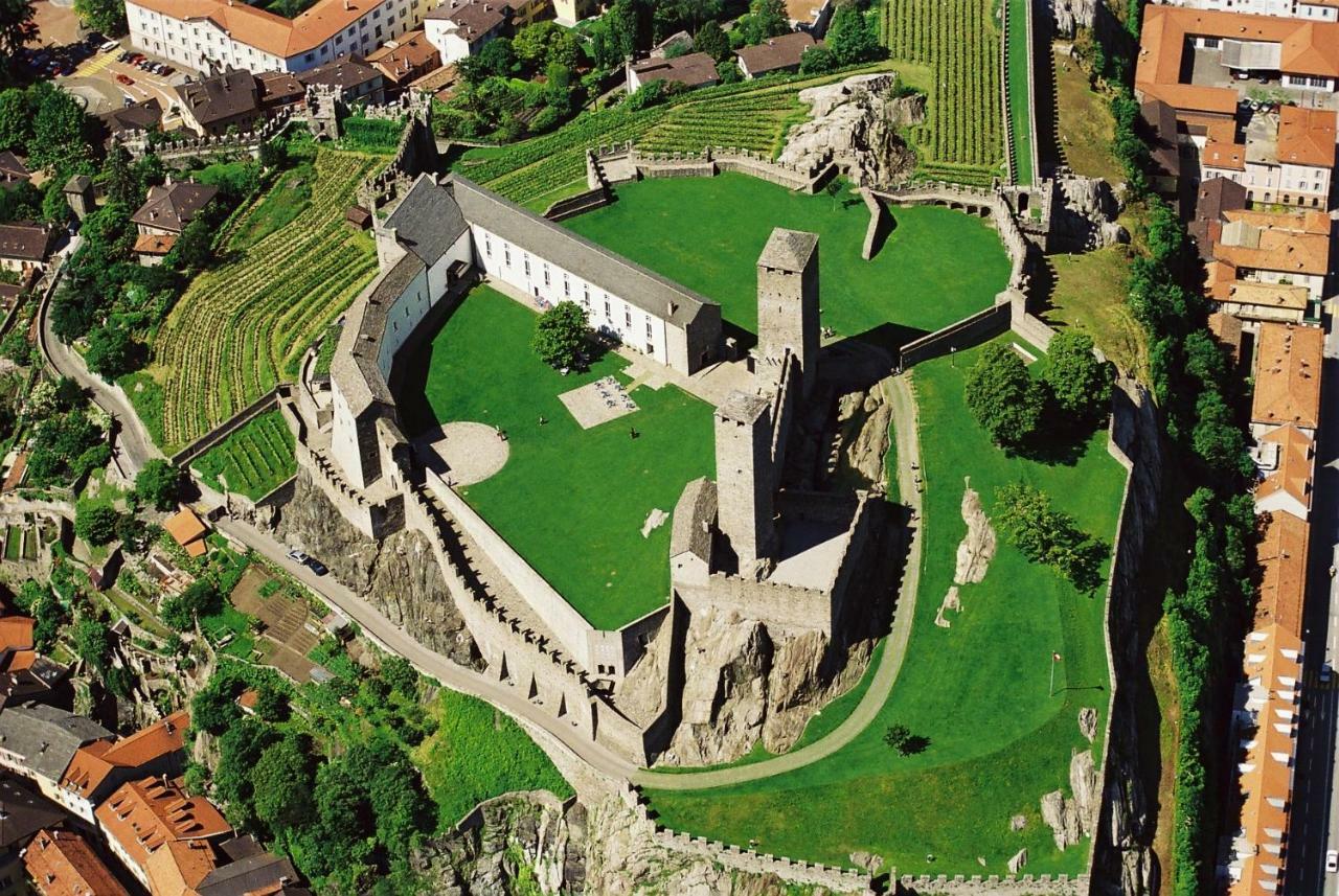 Bellinzona Piazza Collegiata Διαμέρισμα Εξωτερικό φωτογραφία